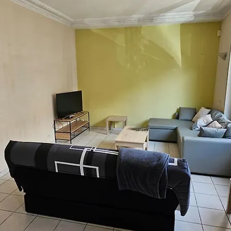 Charming 3-bedroom House, Perfect For Family Getaways Or Extended Professional Villa