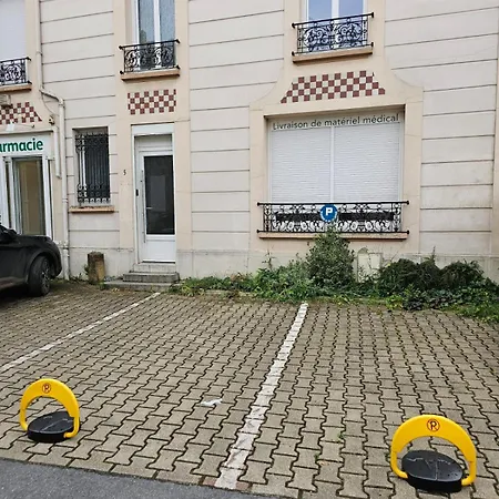 Charming 3-bedroom House, Perfect For Family Getaways Or Extended Professional * Saacy-sur-Marne